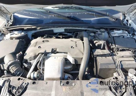 2018 Buick Regal Tourx Preferred из США, поврежденный, VIN W04GU8SX8J1065146